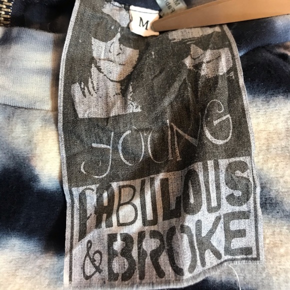 YFB NWOT LS tie dye sweatshirt Med So Soft! - Picture 5 of 12